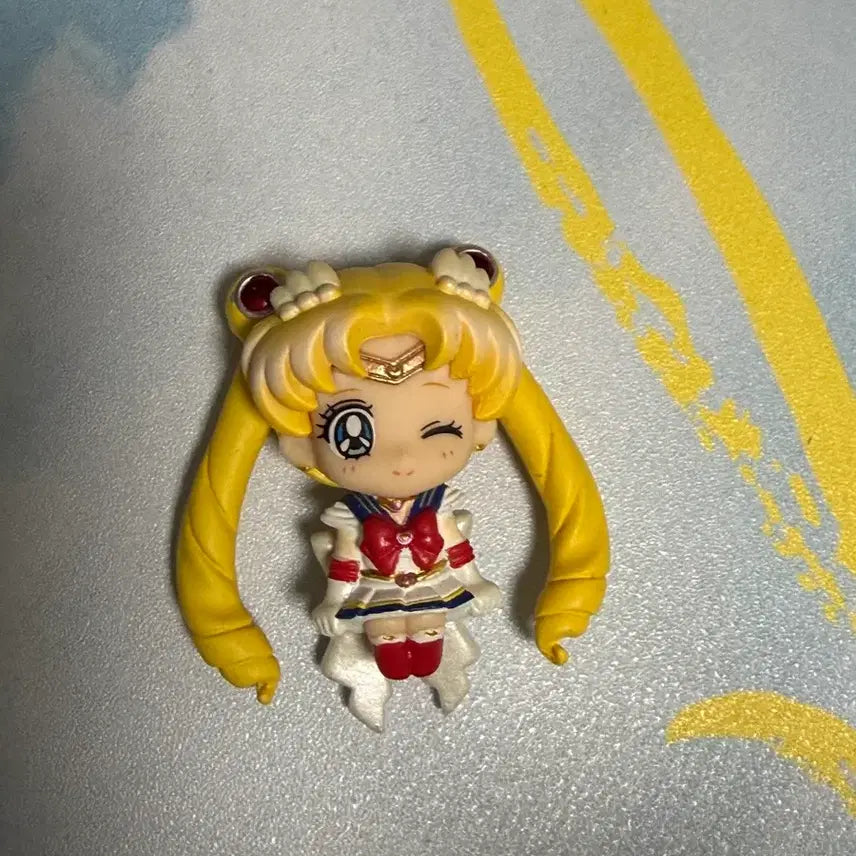 [BUNJANG] Sailor Moon Tsume Art Mini Figure on Cup / 세일러문 츠메아트 피규어 컵 위 미니피규어