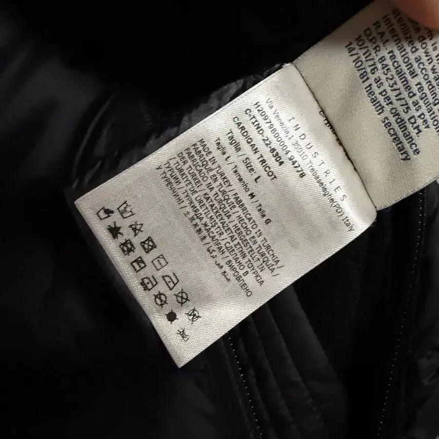 [BUNJANG] Moncler Grenoble Padded Zip-up Cardigan / Moncler Grenoble 몽클레르 패디드 집업 가디건