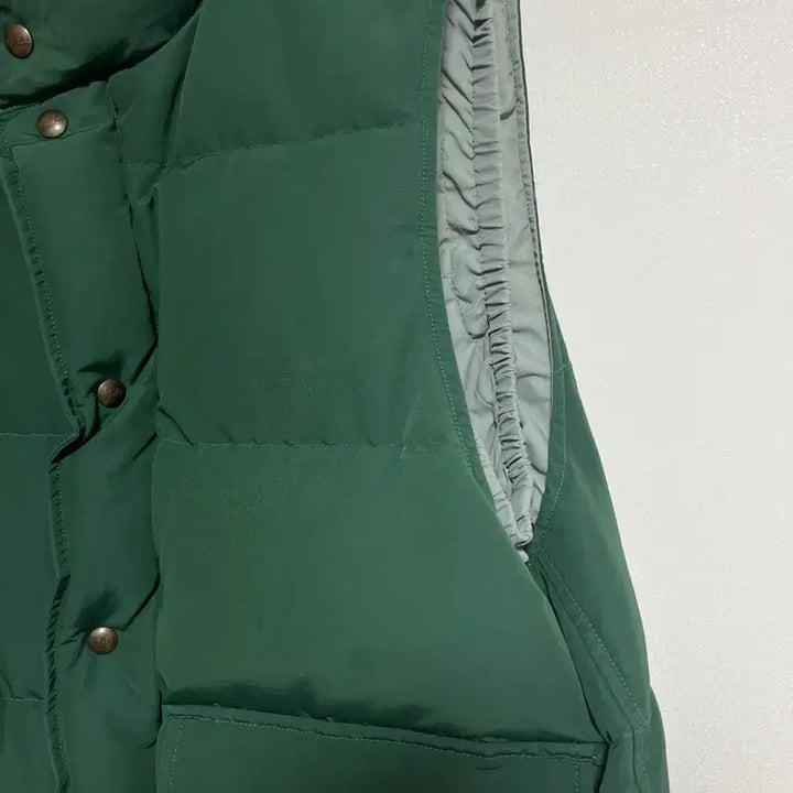 [BUNJANG] KAKIS Down Vest / 카키스 다운베스트