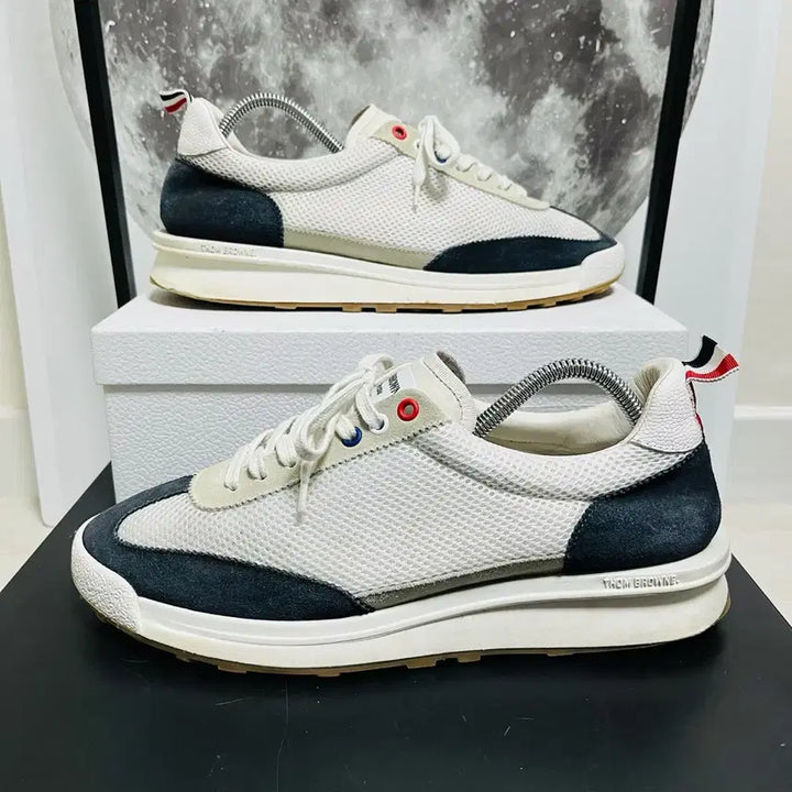 [BUNJANG] Thom Browne Tech Runner Sneakers (Size 275-280) / 정품 43) 톰브라운 테크 러너 스니커즈 275~280
