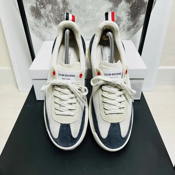 [BUNJANG] Thom Browne Tech Runner Sneakers (Size 275-280) / 정품 43) 톰브라운 테크 러너 스니커즈 275~280