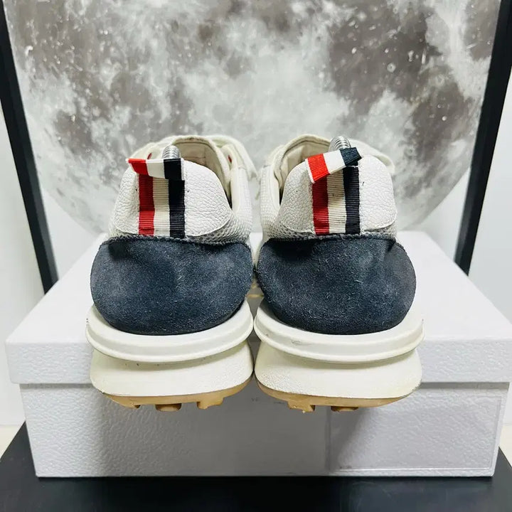 [BUNJANG] Thom Browne Tech Runner Sneakers (Size 275-280) / 정품 43) 톰브라운 테크 러너 스니커즈 275~280