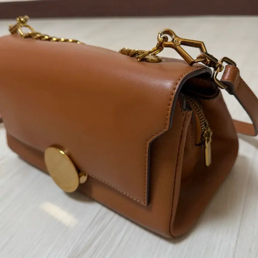 [BUNJANG] Charles & Keith Shoulder Bag / 찰스앤키스 숄더백