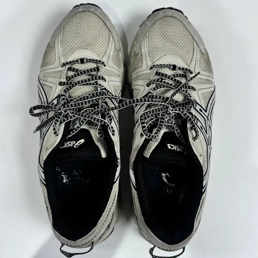 [BUNJANG] Asics Gel-Kahana Cream/Black Sneakers / 아식스 젤 카하나 265