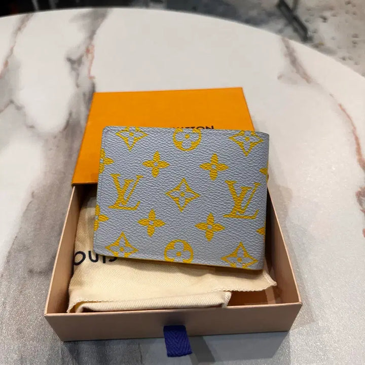 [BUNJANG] Louis Vuitton Multiple Wallet / 루이비통 멀티플 월릿 반지갑 한정판