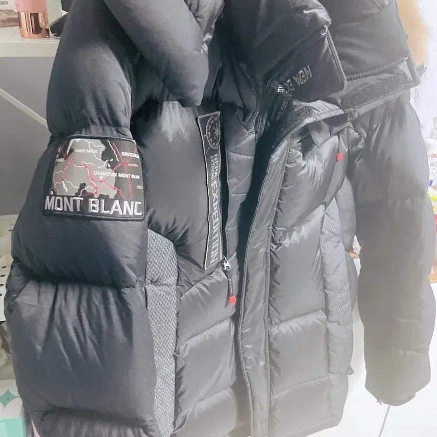[BUNJANG] Nepa Expedition Goose Down Jacket / 네파 익스페디션 구스다운 블랙