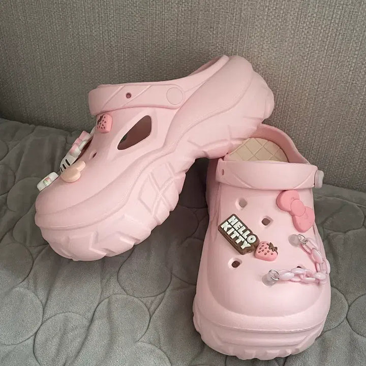 [BUNJANG] Sanrio Hello Kitty Platform Crocs / 산리오 정품 헬로키티 통굽 크록스