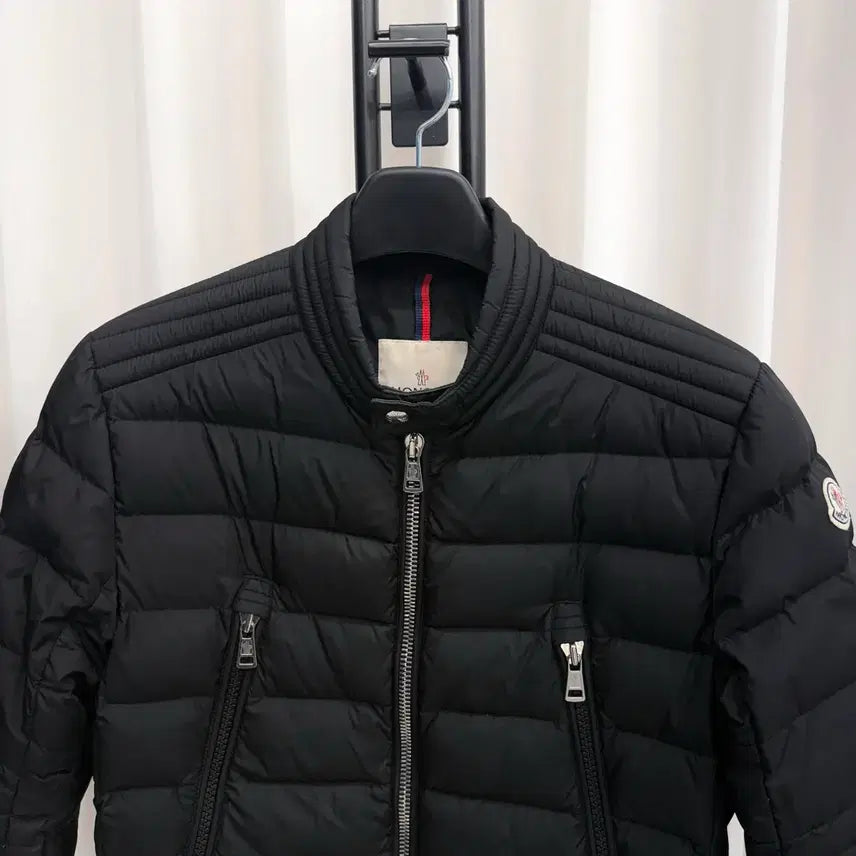 [BUNJANG] Moncler Amiot Lightweight Padded Jacket / [2] 몽클레어 아미오 경량패딩 자켓
