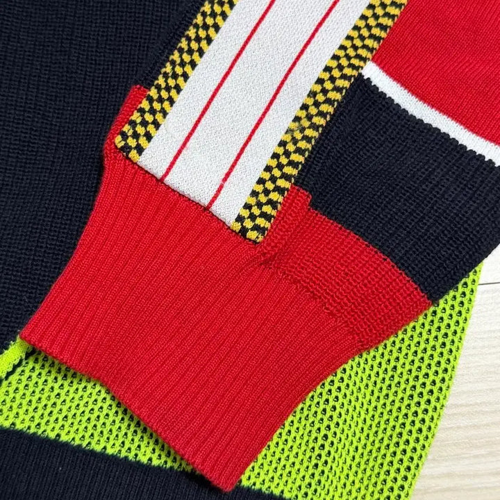 [BUNJANG] Iceberg Multi-Color Knit Sweater / 아이스버그 블랙 멀티컬러 니트