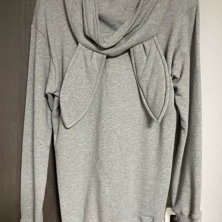[SOLD OUT] 꼼데가르송 회색 후드 집업