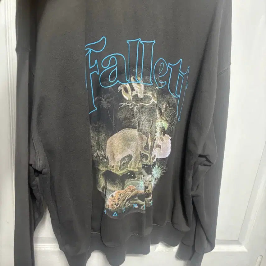 [BUNJANG] Palette Black Printed Sweatshirt / 팔레트 블랙 프린팅 맨투맨
