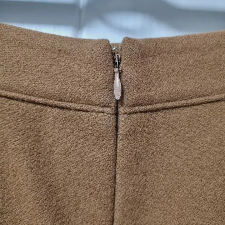 [BUNJANG] System Gold Button Point Wool Skirt / 시스템 금장 버튼 포인트 울 스커트