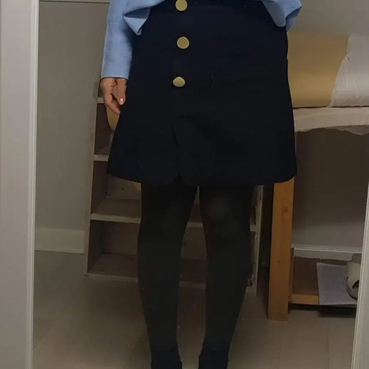 [BUNJANG] System Gold Button Point Wool Skirt / 시스템 금장 버튼 포인트 울 스커트