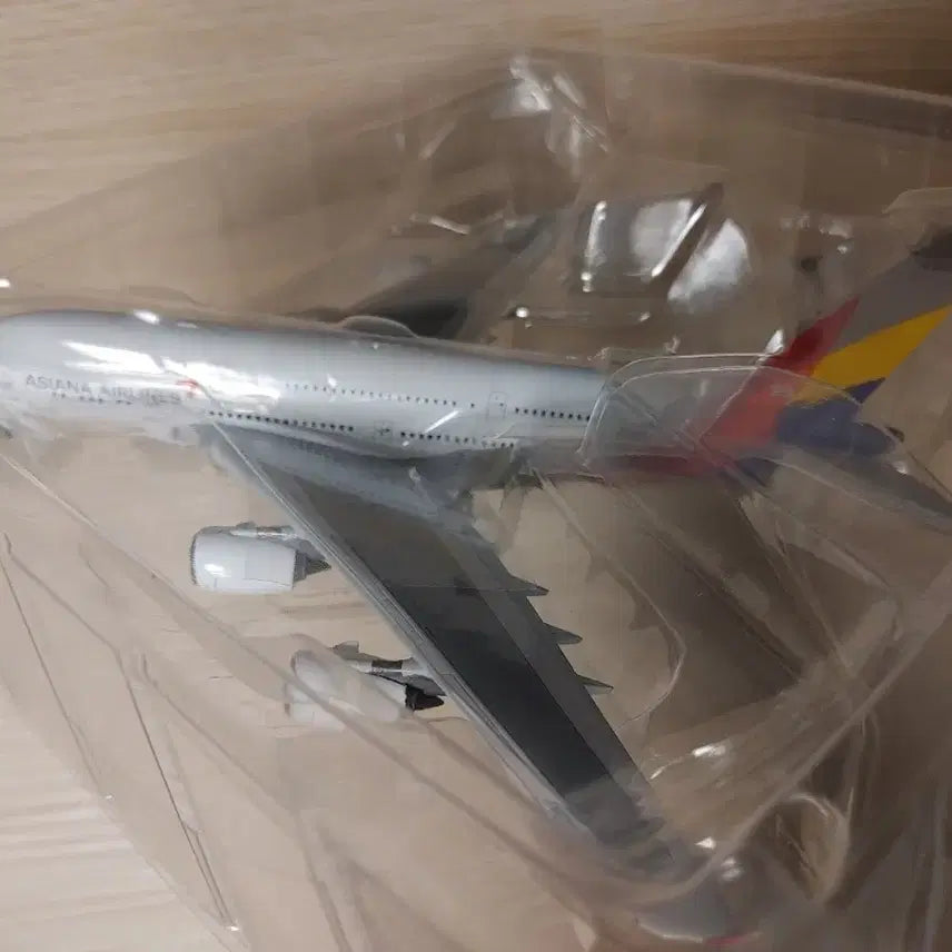 [SOLD OUT] 아시아나 A380 1:400 HL7641
