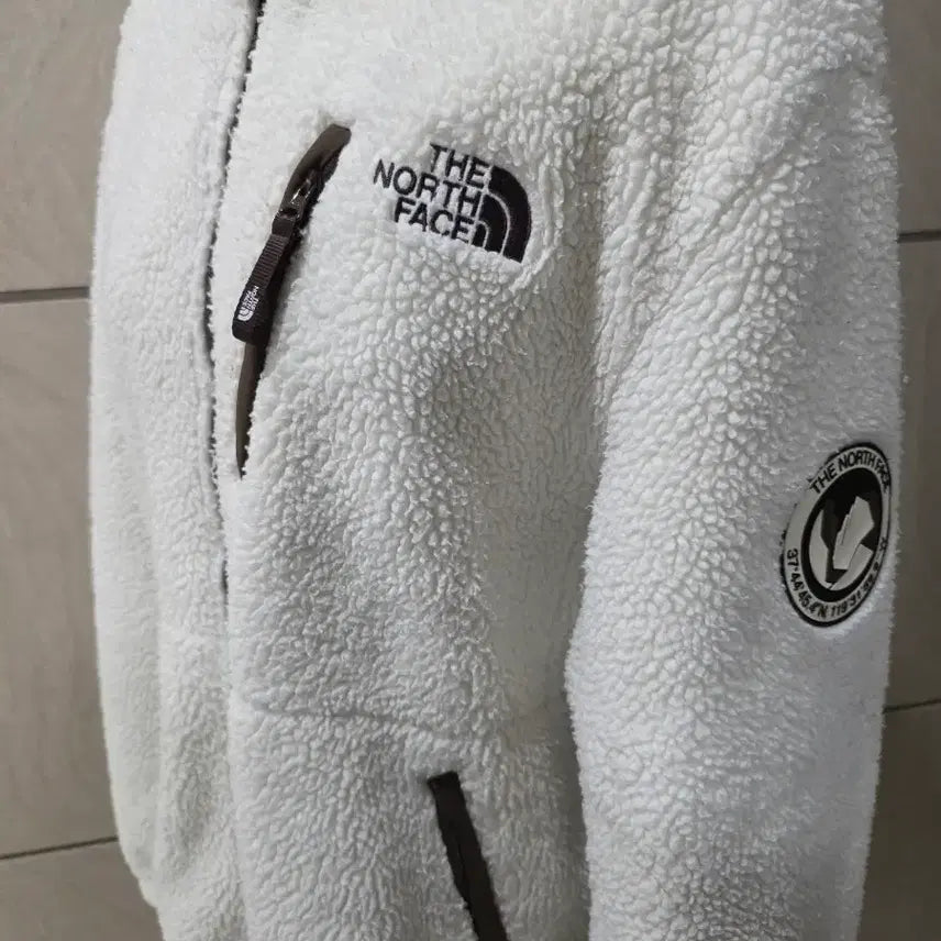 [BUNJANG] The North Face Fleece 95-100 / 노스페이스 정품 화이트 뽀글이 후리스 95~100