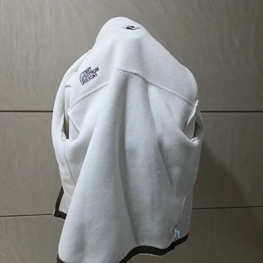 [BUNJANG] The North Face Fleece 95-100 / 노스페이스 정품 화이트 뽀글이 후리스 95~100