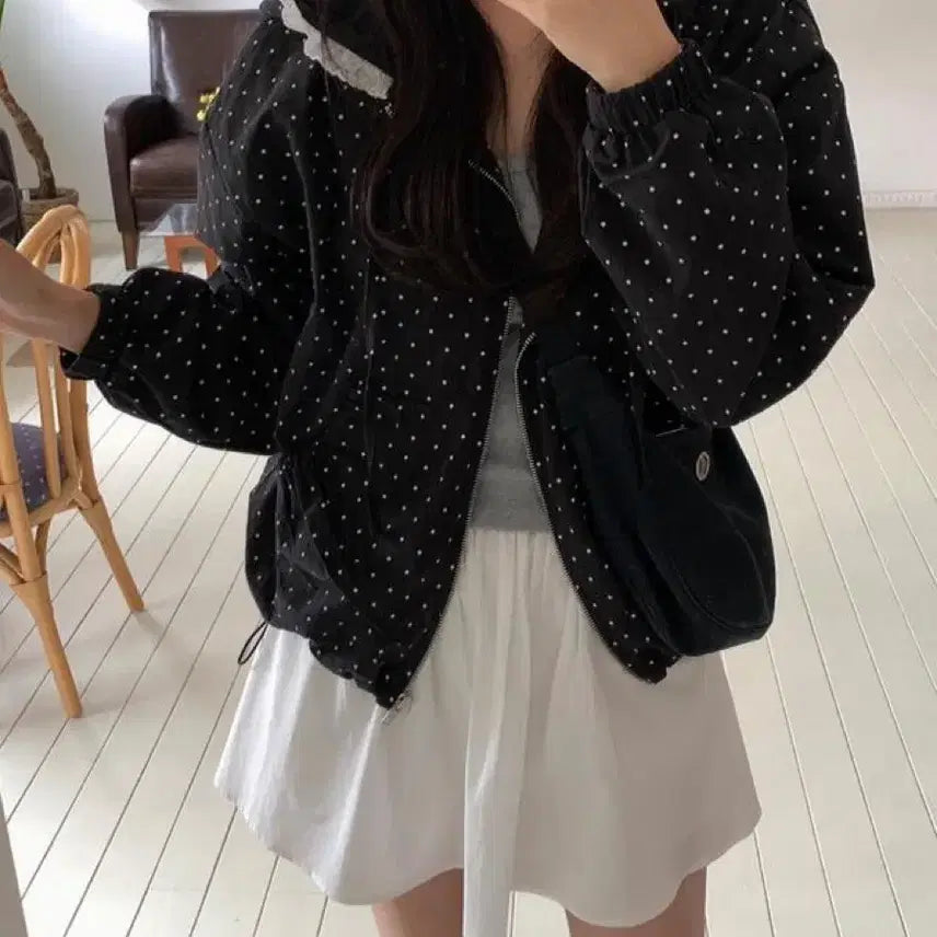 [BUNJANG] Dot Lace Hooded Jumper / 도트 레이스 후드 점퍼