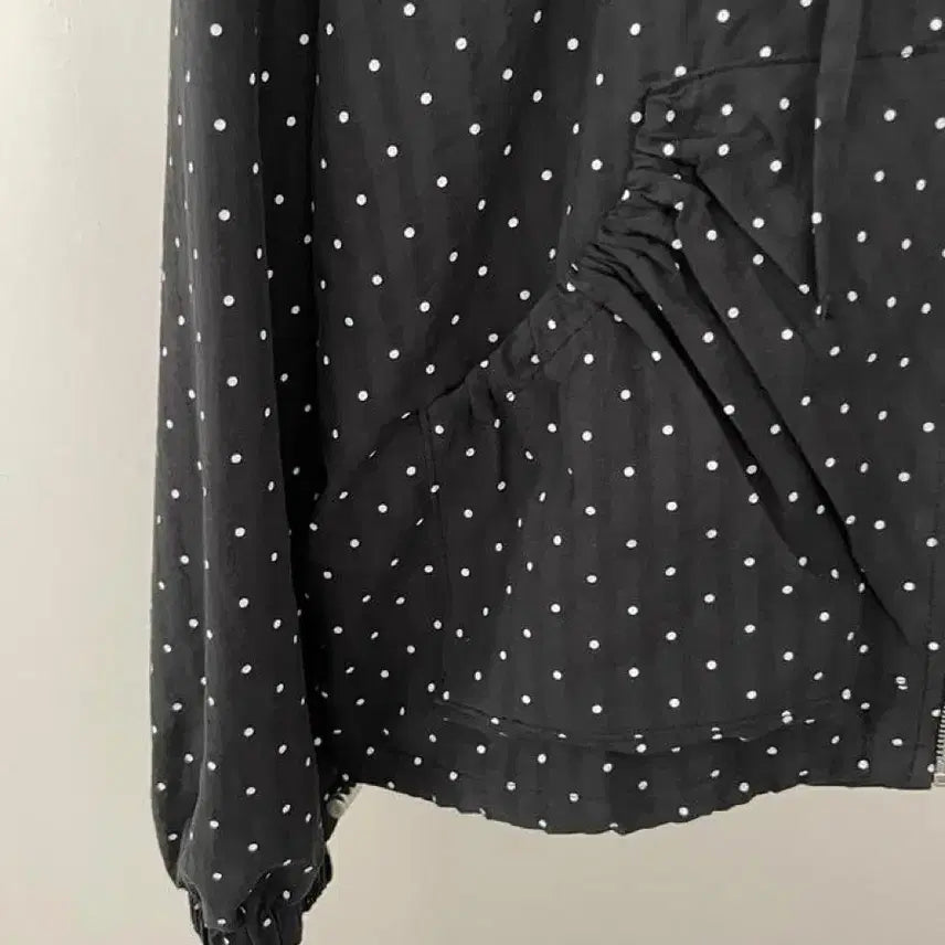 [BUNJANG] Dot Lace Hooded Jumper / 도트 레이스 후드 점퍼