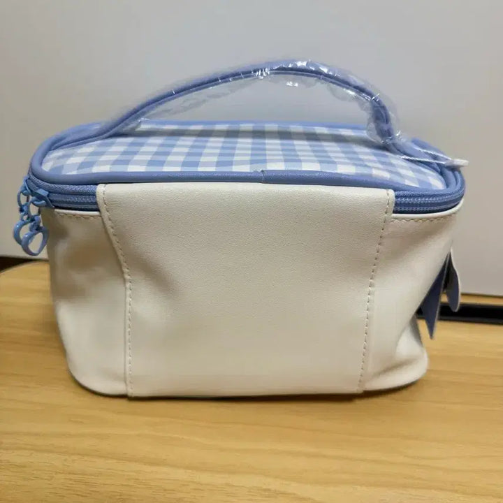 [BUNJANG] Sanrio Cinnamoroll Checkered Pouch / 산리오 시나모롤 체크 파우치