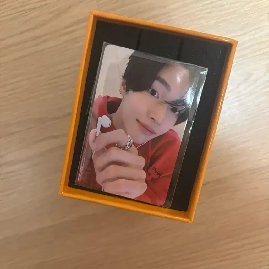 [BUNJANG] RIIZE 2nd Anniversary Earphone MD Wonbin Photocard / 라이즈 2주년 이어폰 Md 원빈 포카