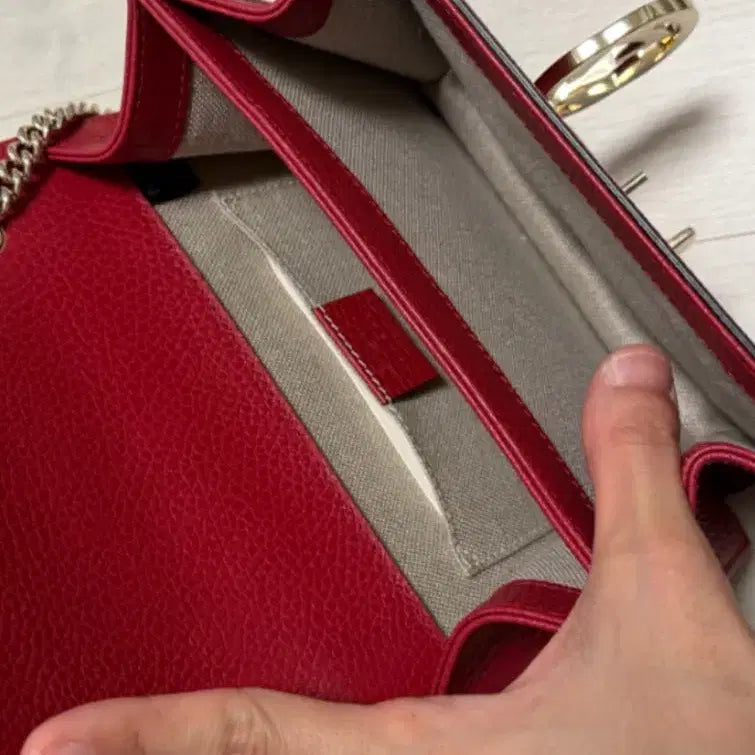 [BUNJANG] Gucci GG Interlocking Chain Shoulder Bag / 구찌 GG 인터로킹 체인 숄더백 레드