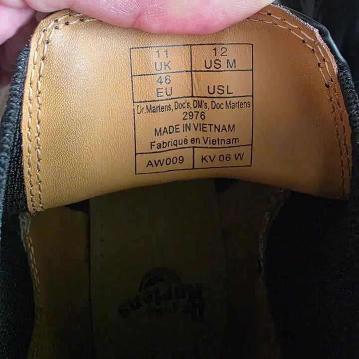 [BUNJANG] Dr. Martens Boots (290-295mm) / 닥터마틴(290~295mm)