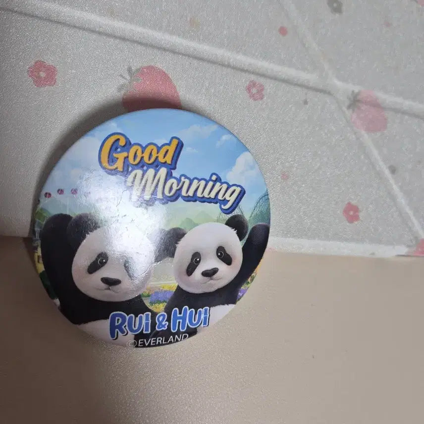 [BUNJANG] Everland Panda World Commemorative Badge Set / 에버랜드 판다월드 기념 뱃지 세트 루이후이 생일 뱃지