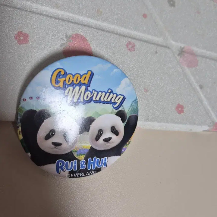 [BUNJANG] Everland Panda World Commemorative Badge Set / 에버랜드 판다월드 기념 뱃지 세트 루이후이 생일 뱃지