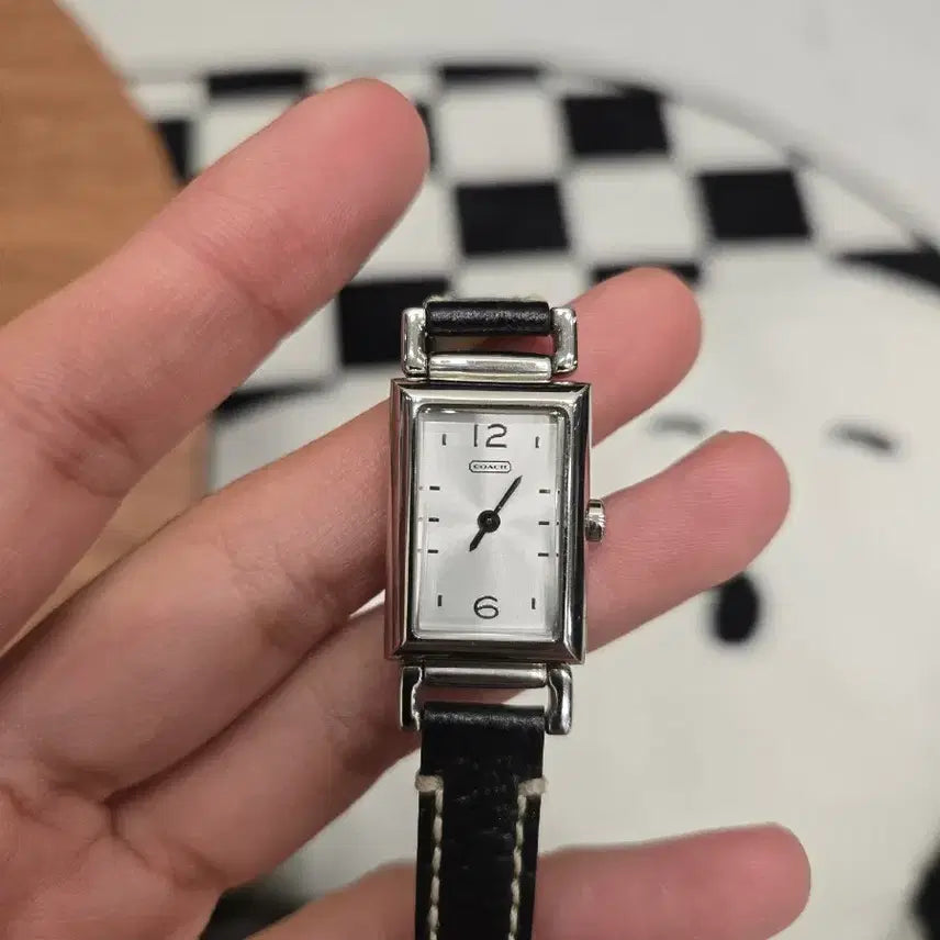[BUNJANG] COACH Women's Rectangular Leather Watch / 코치 COACH 여성 직사각 가죽 시계