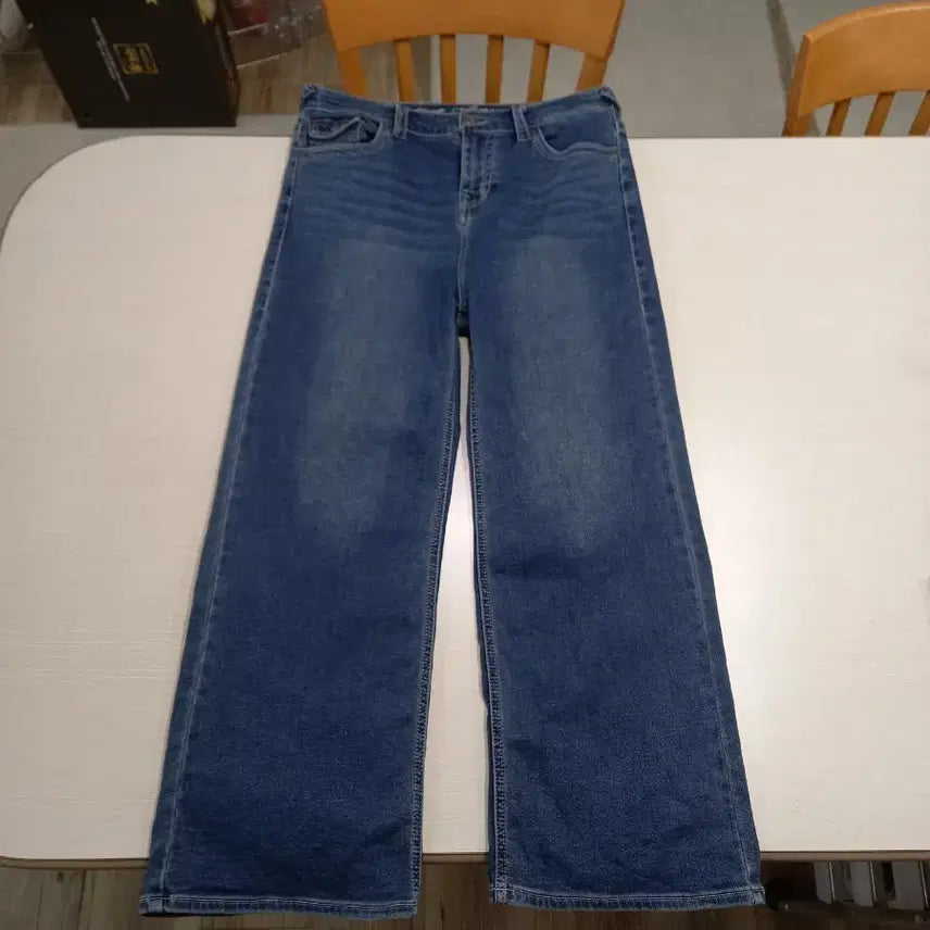 [BUNJANG] True Religion Flare Denim Jeans / 34 트루릴리젼 부드러운스판 플레어데님 34-576