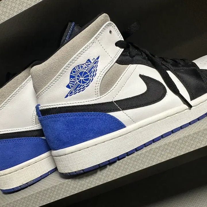 [BUNJANG] Nike Air Jordan 1 Mid SE Hyper Royal / 나이키 에어 조던1 미드 SE 하이퍼 로얄 280