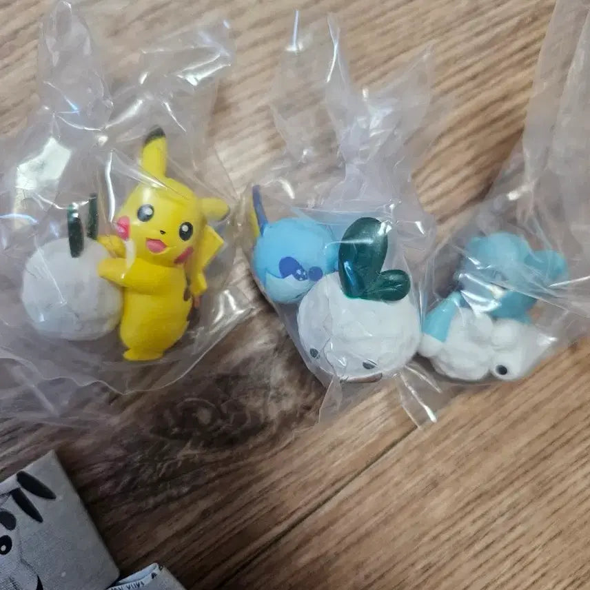 [BUNJANG] Pokemon Snowman Making Operation Gacha Bundle Set / 포켓몬 눈사람 만들기 대작전 가챠