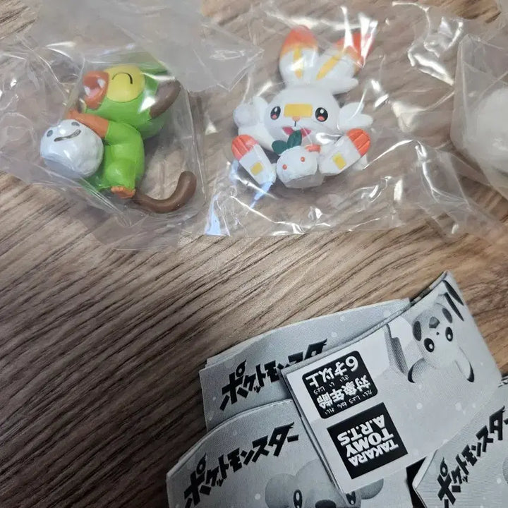 [BUNJANG] Pokemon Snowman Making Operation Gacha Bundle Set / 포켓몬 눈사람 만들기 대작전 가챠