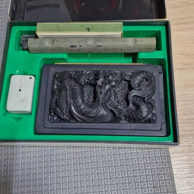 [BUNJANG] Dragon Motif Calligraphy Tool Set / 용 문양 서예 도구 세트