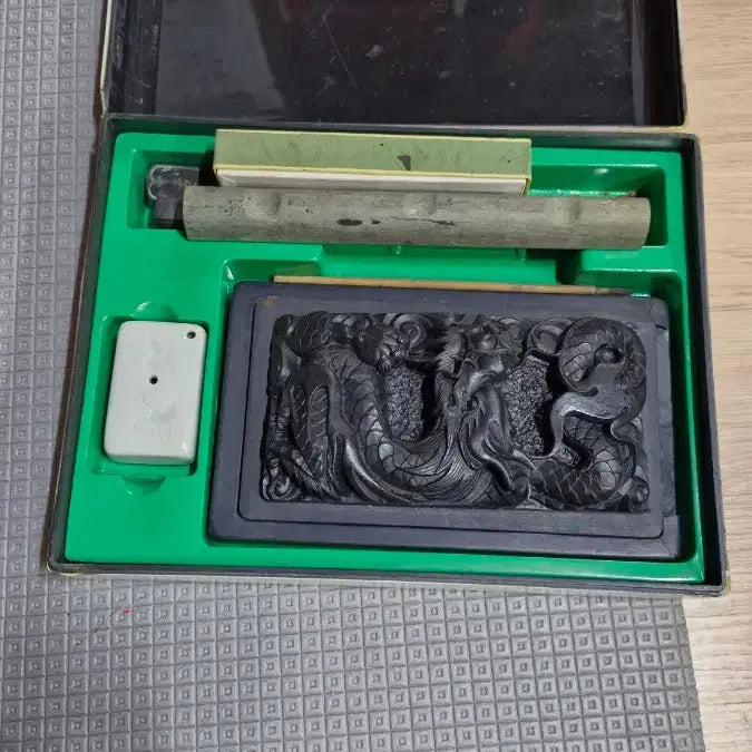 [BUNJANG] Dragon Motif Calligraphy Tool Set / 용 문양 서예 도구 세트