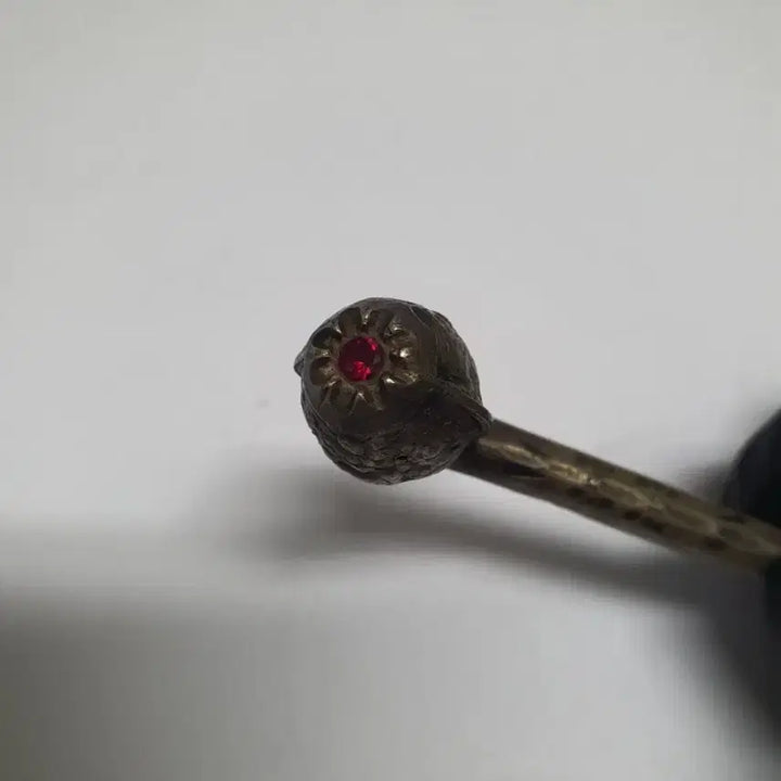 [BUNJANG] Antique Korean Silver Hairpin with Gemstone / 보석이박힌 화조문양순은제비녀/골동수집/소장가치/조선후기/영상참조
