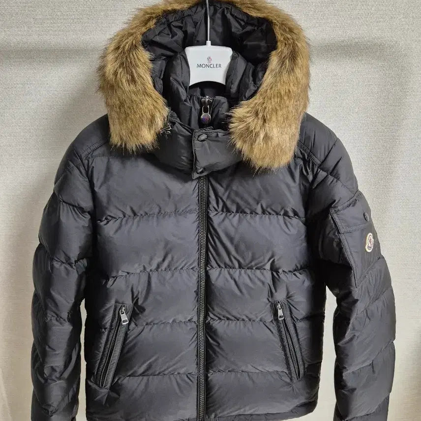 [BUNJANG] Moncler Maya Black Jacket Size 2 / 몽클 마야프 블랙 2사이즈