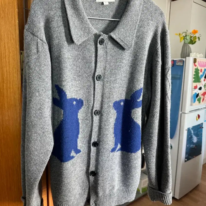 [BUNJANG] SHIRTER Rabbit Embroidery Cardigan / 셔터 SHIRTER 토끼 자수 가디건