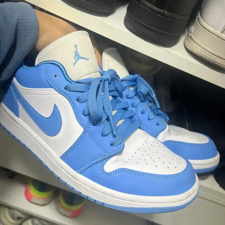 [BUNJANG] Nike Jordan 1 Low UNC University Blue Sneakers / 조던1로우 unc유니버시티 블루 270