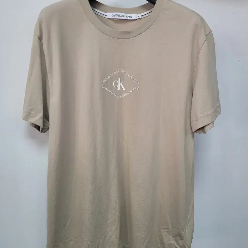 [BUNJANG] Calvin Klein Black Logo T-shirt / 캘빈클라인 블랙 로고 반팔 티셔츠