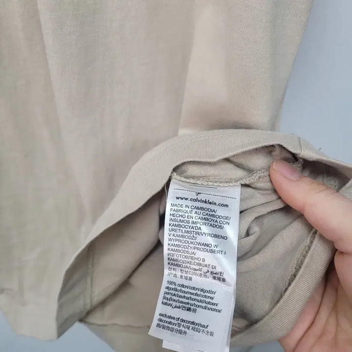 [BUNJANG] Calvin Klein Black Logo T-shirt / 캘빈클라인 블랙 로고 반팔 티셔츠