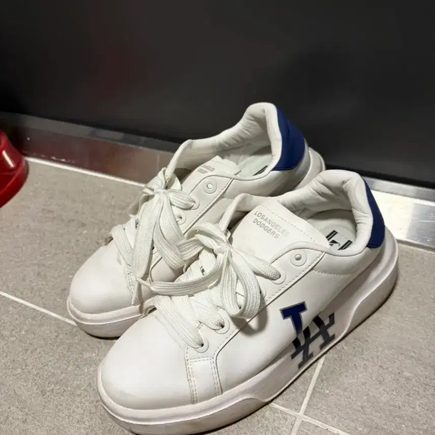 [BUNJANG] MLB LA Dodgers Sneakers 240mm / MLB LA Dodgers 스니커즈 240mm