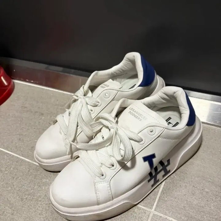 [BUNJANG] MLB LA Dodgers Sneakers 240mm / MLB LA Dodgers 스니커즈 240mm