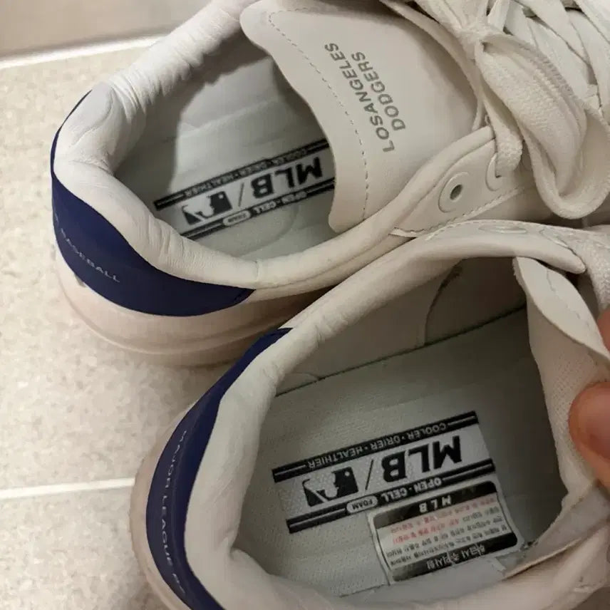 [BUNJANG] MLB LA Dodgers Sneakers 240mm / MLB LA Dodgers 스니커즈 240mm