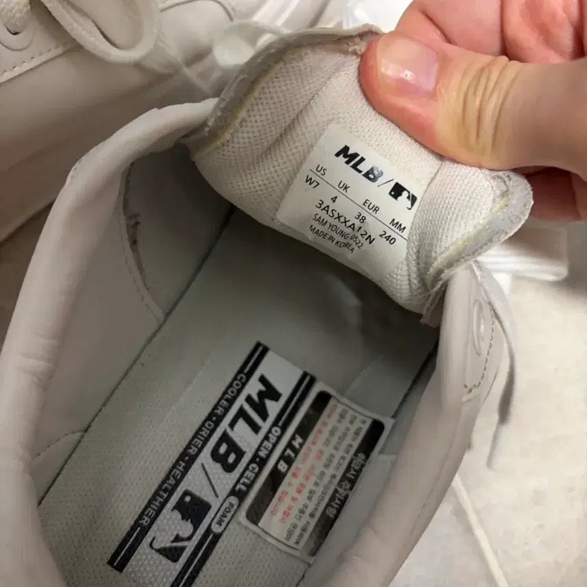 [BUNJANG] MLB LA Dodgers Sneakers 240mm / MLB LA Dodgers 스니커즈 240mm