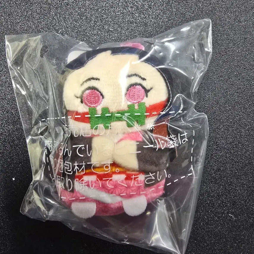 [BUNJANG] Demon Slayer Nezuko Mini Town Figure / 귀멸의 칼날 미니타운 네즈코