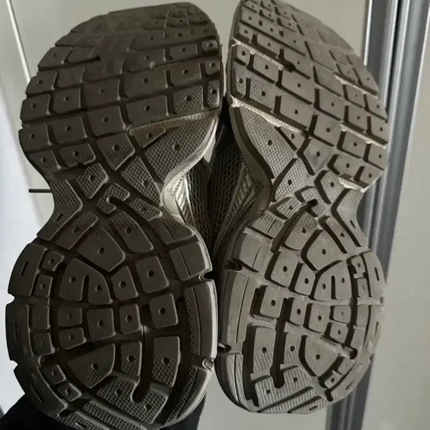 [BUNJANG] Balenciaga 3XL Light Beige Size 40 / 발렌시아가 3XL 라이트 베이지 40 사이즈