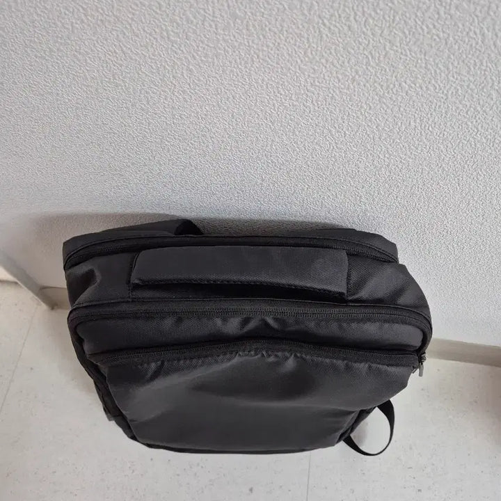 [BUNJANG] Black Backpack / 블랙 백팩 가방