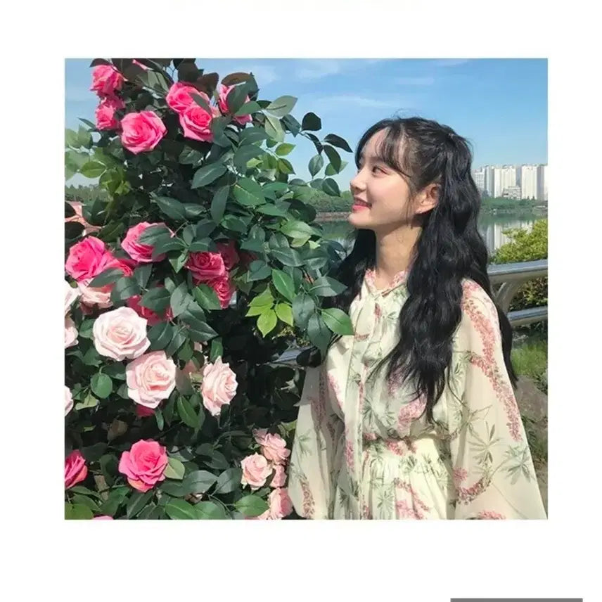 [BUNJANG] Ivana Helsinki Lora Dress / 이바나 헬싱키 Lora dress 원피스