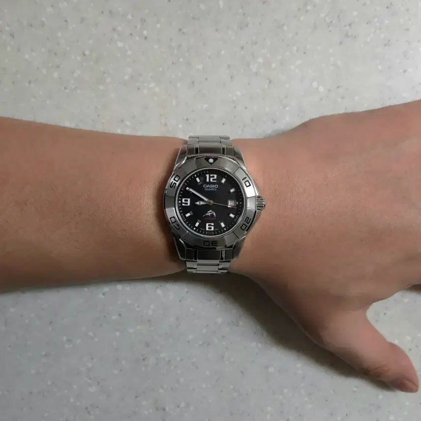 [BUNJANG] Casio MDV-100D Silver Watch / 빈티지 카시오 은새치 MDV-100D 밀리터리/세이코/시티즌/해밀턴